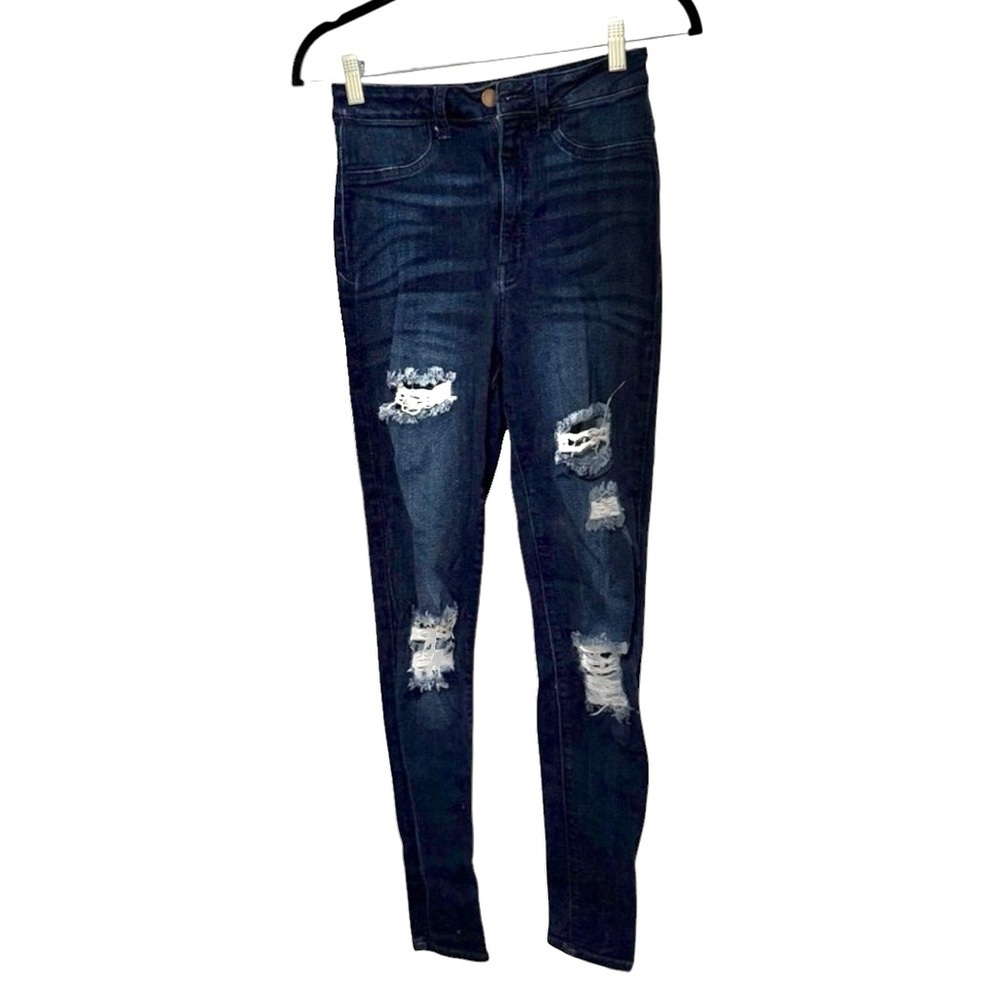Size 7 women’s ripped skinny jeans